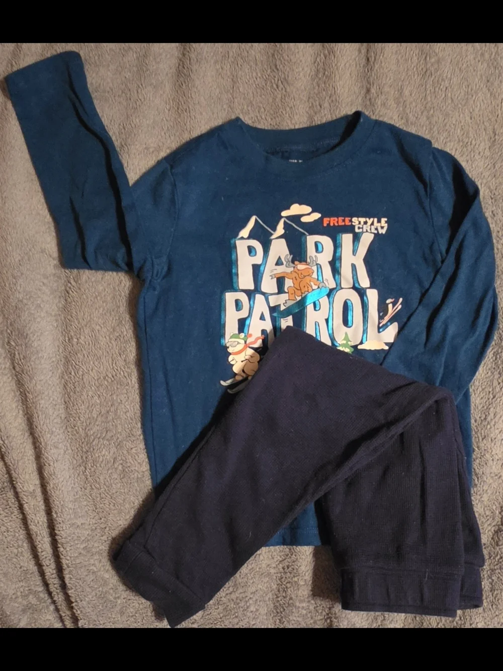 Mixed Boys' Character Tee and Jogger Bundle - Blue, Gray, Tan, Green